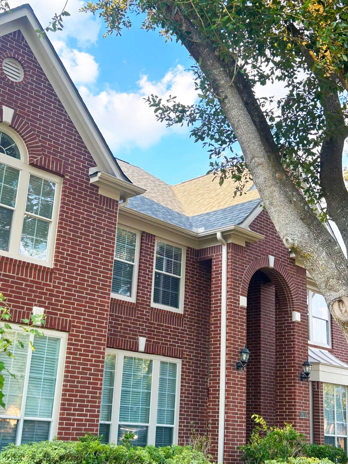 Raydiant Roofing Beautiful Houston House